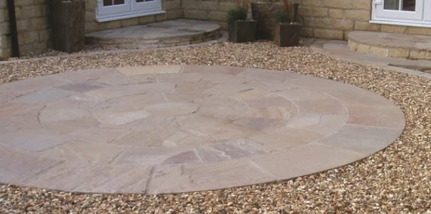 Rotunda Natural Stone 2.7m